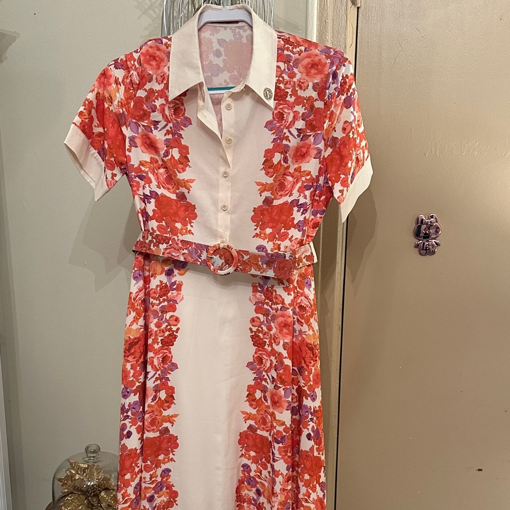 VERY GOOD QUALITY, SILK AND INSPIRED H E R M E S DESIGN
